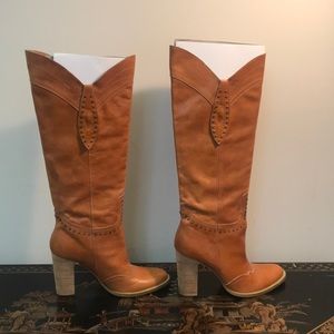 Steve Madden Heeled boots.